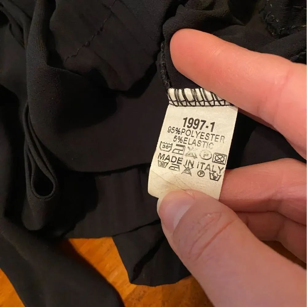 PrettyLittleThing Black Sheer Ruffle Top Size Medium Feminine Going Out Blouse - Picture 6 of 7